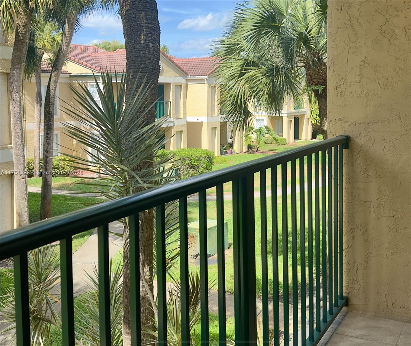 755 Riverside Dr # 1323