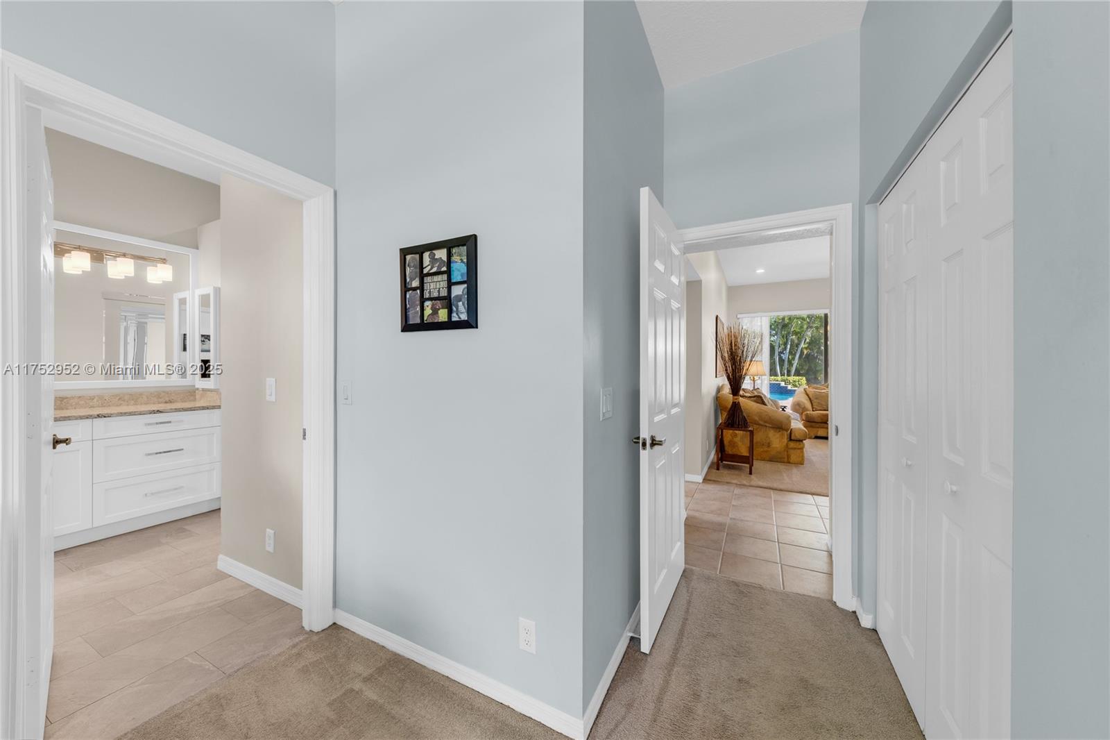 6922 E Mariposa Cir E