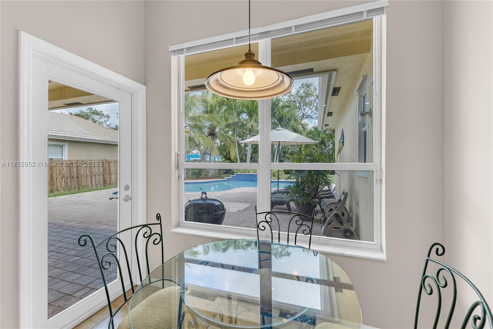 6922 E Mariposa Cir E
