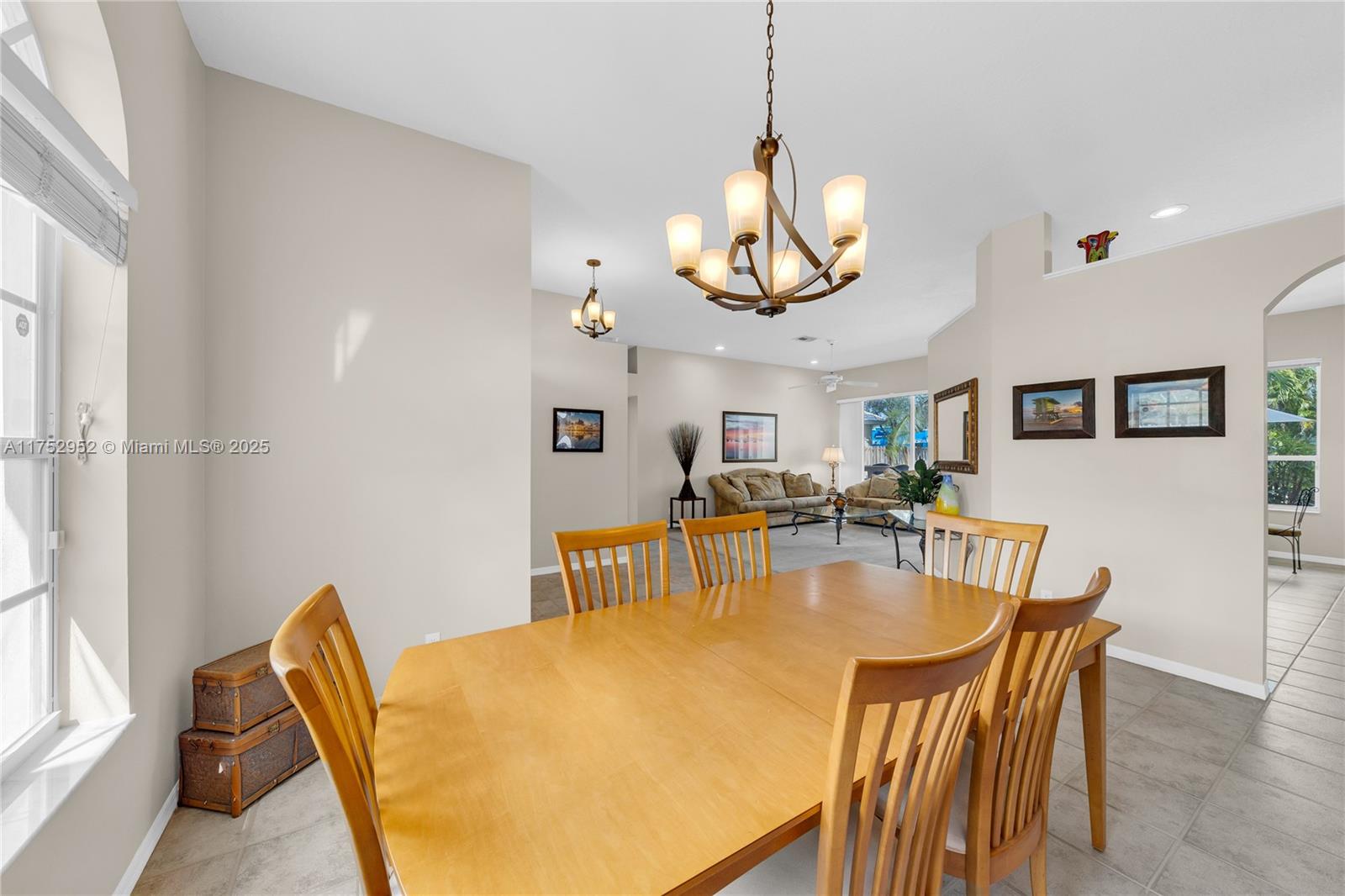 6922 E Mariposa Cir E