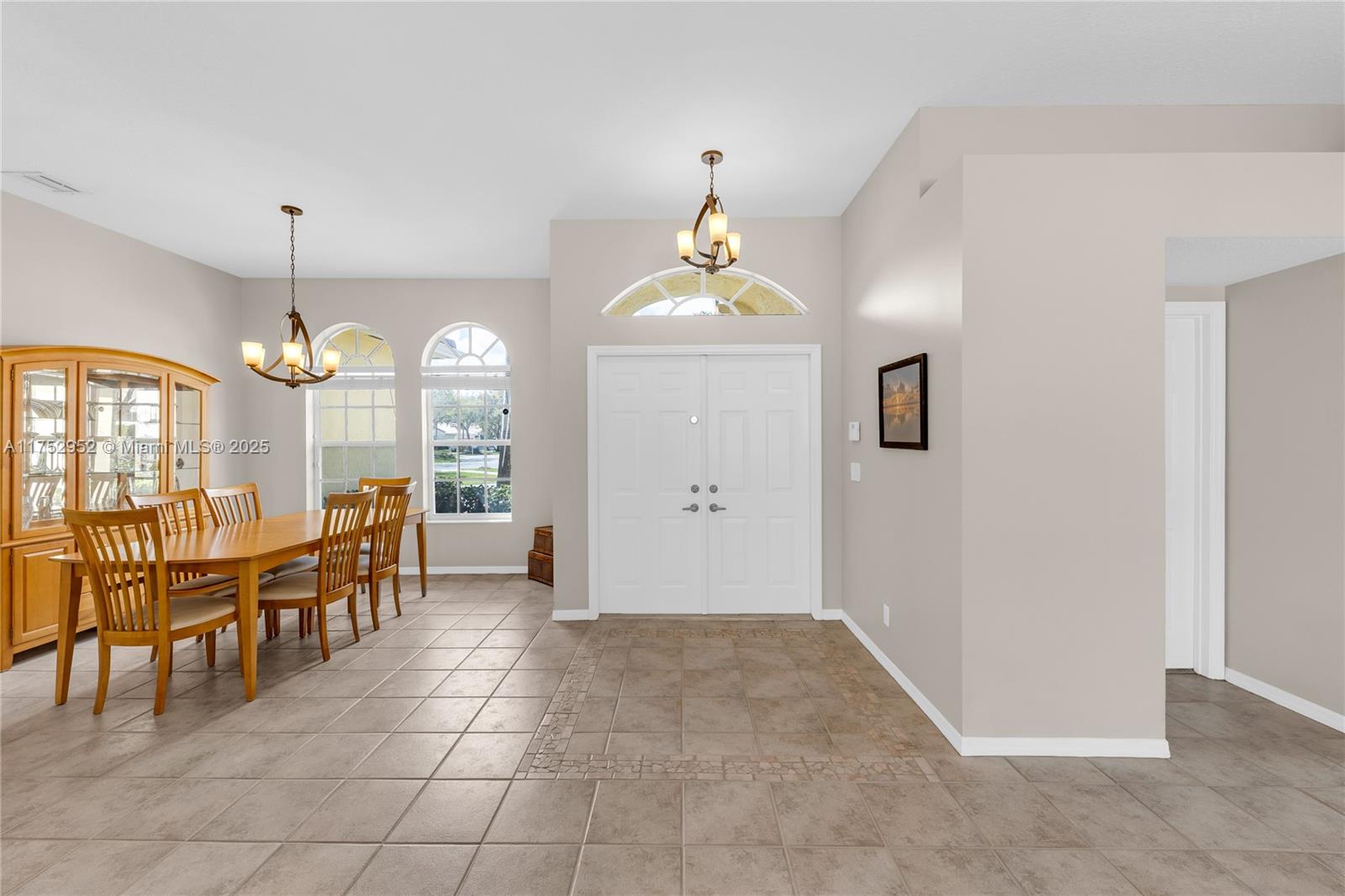 6922 E Mariposa Cir E