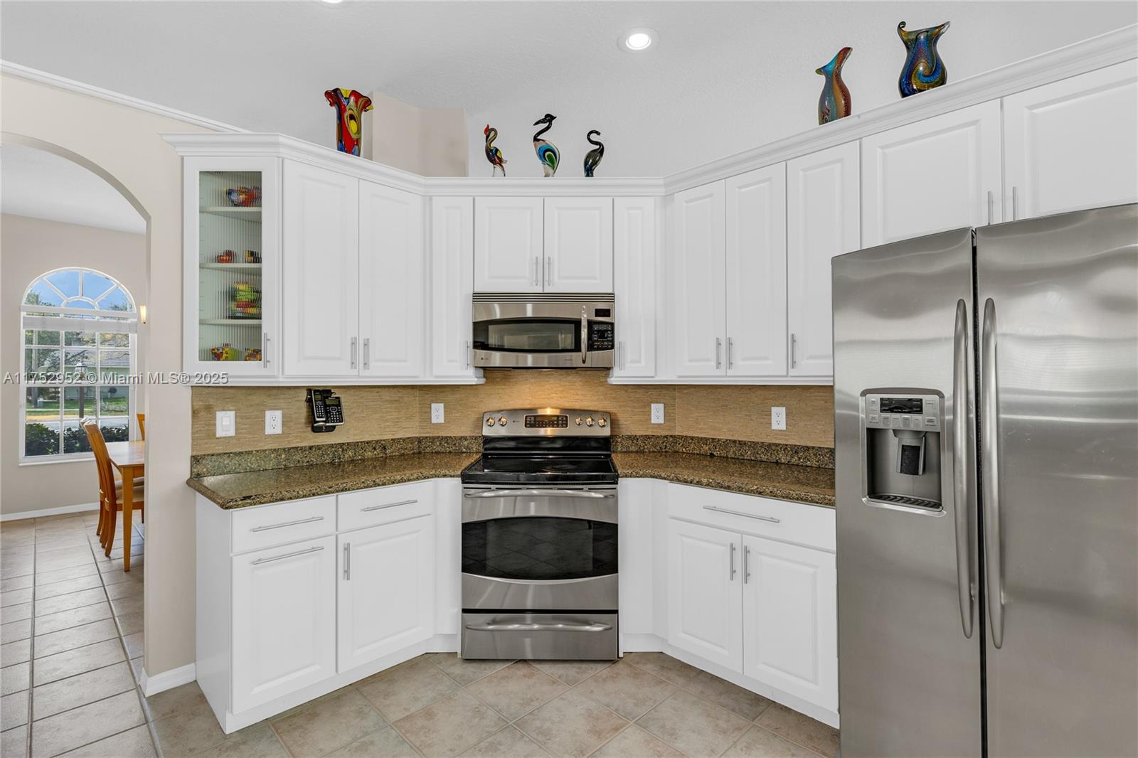 6922 E Mariposa Cir E