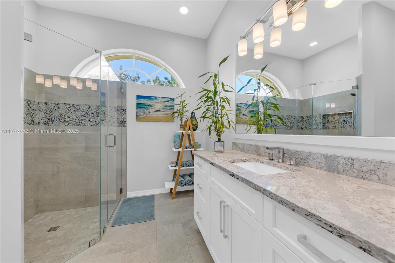 6922 E Mariposa Cir E