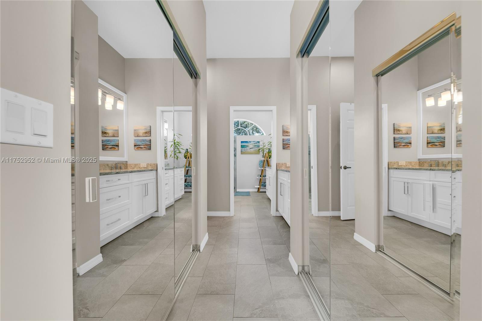 6922 E Mariposa Cir E