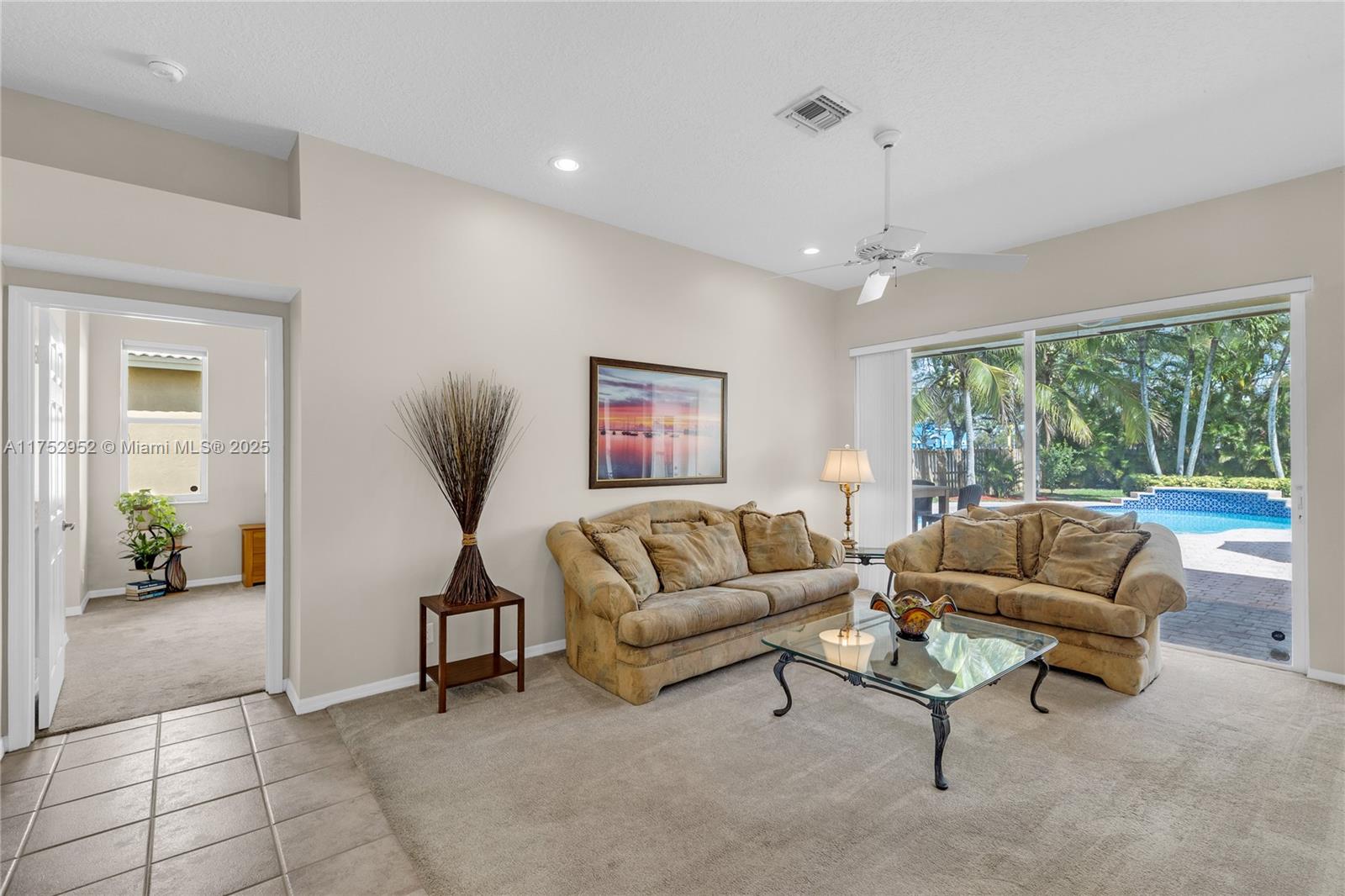 6922 E Mariposa Cir E