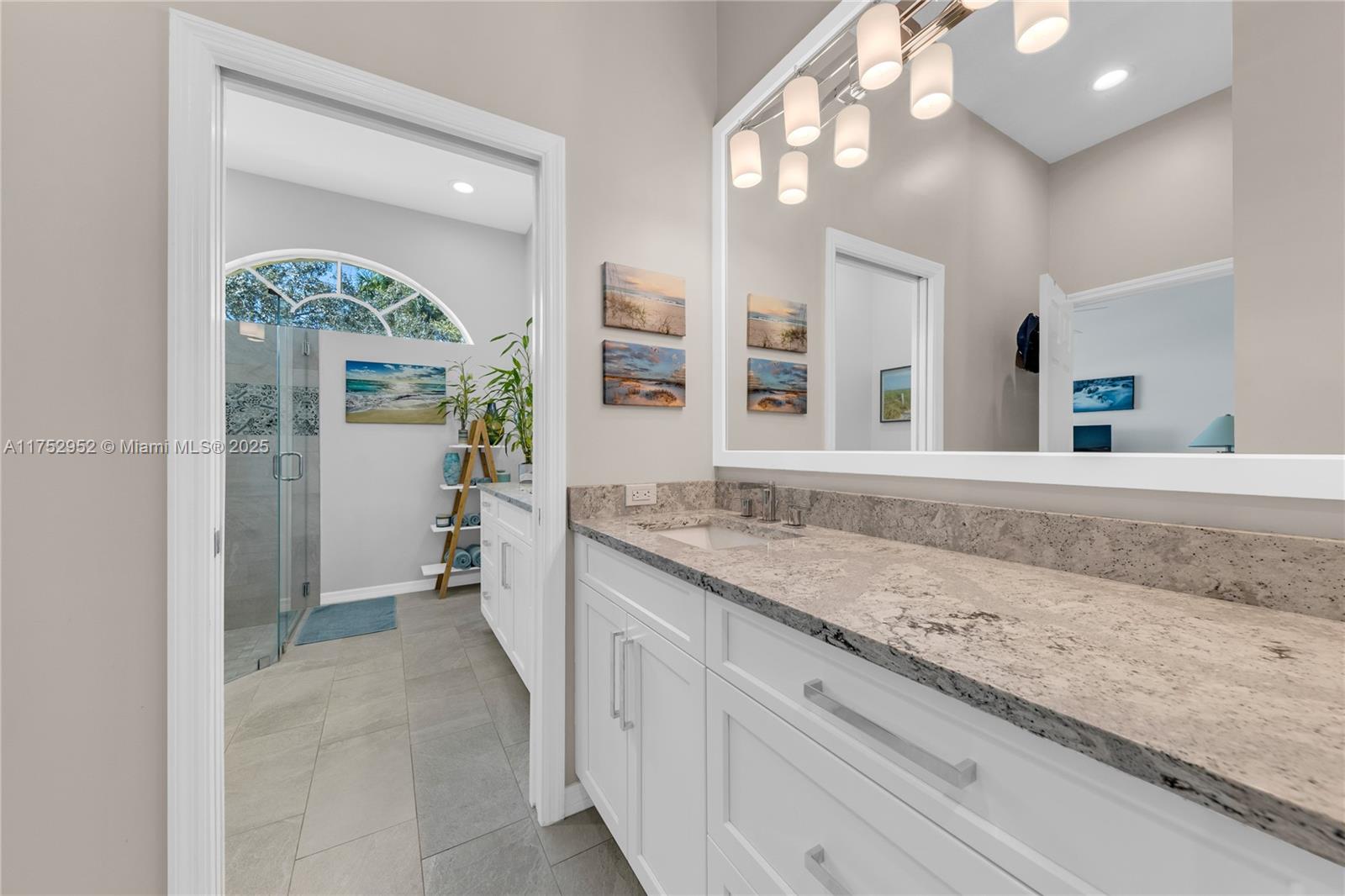 6922 E Mariposa Cir E