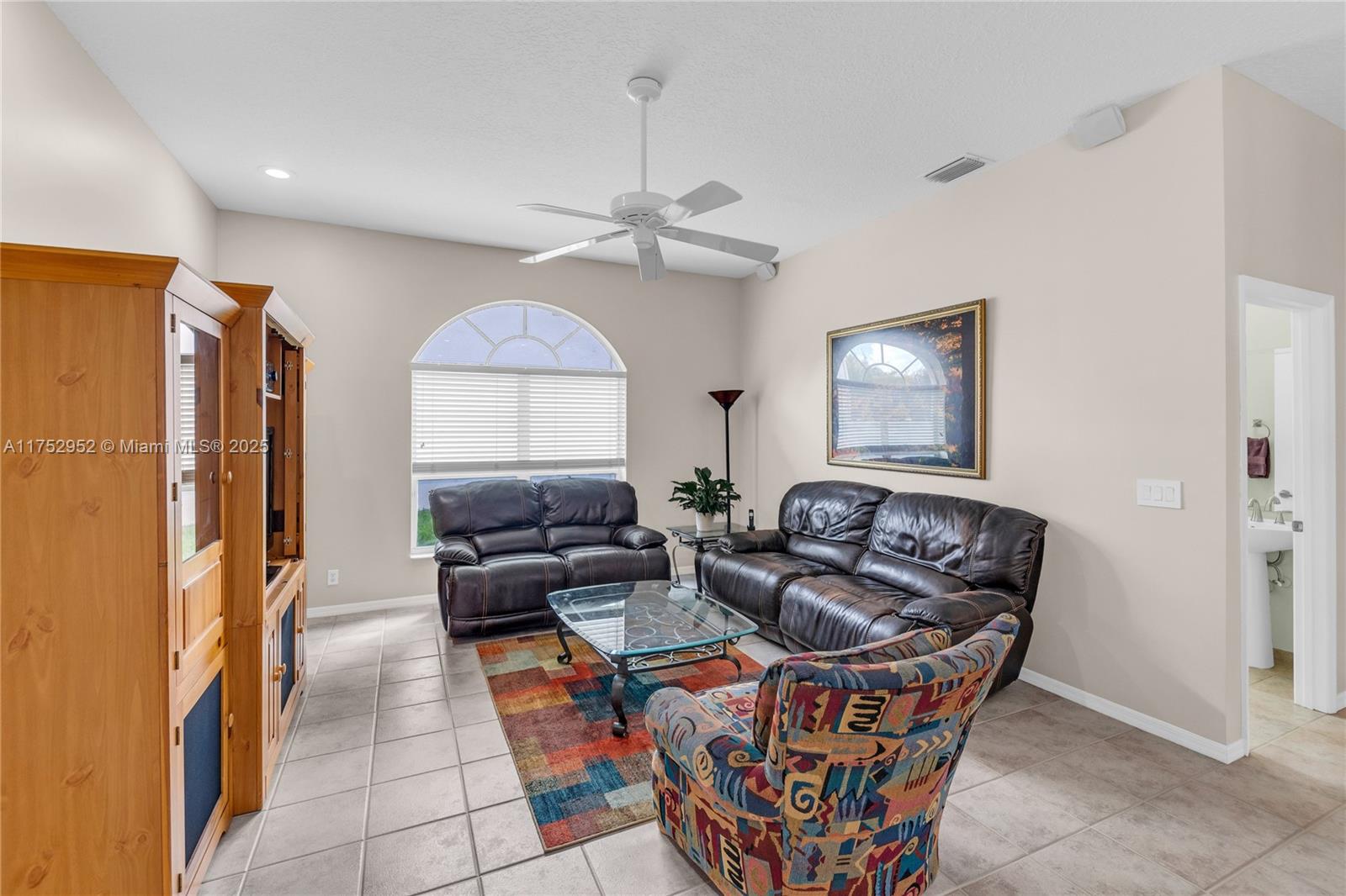 6922 E Mariposa Cir E