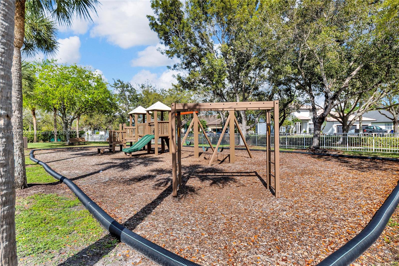 6922 E Mariposa Cir E