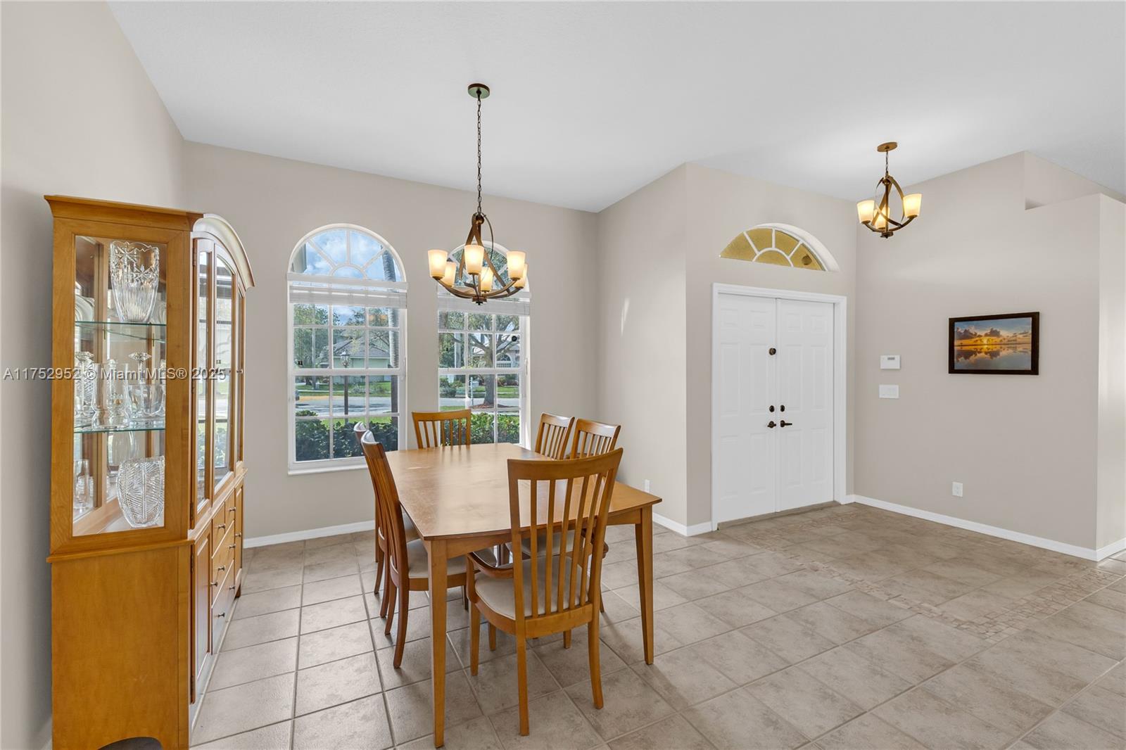 6922 E Mariposa Cir E