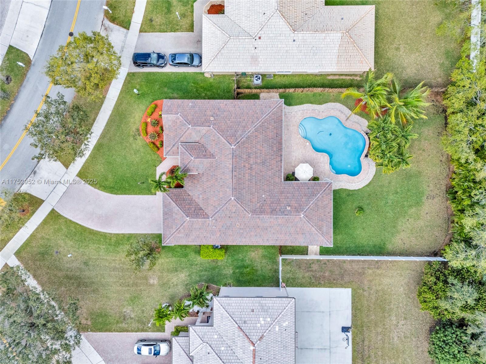 6922 E Mariposa Cir E