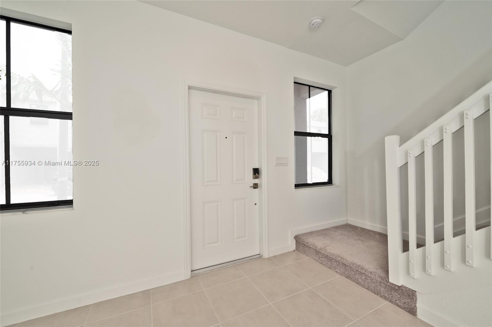 523 SW 19th Ter