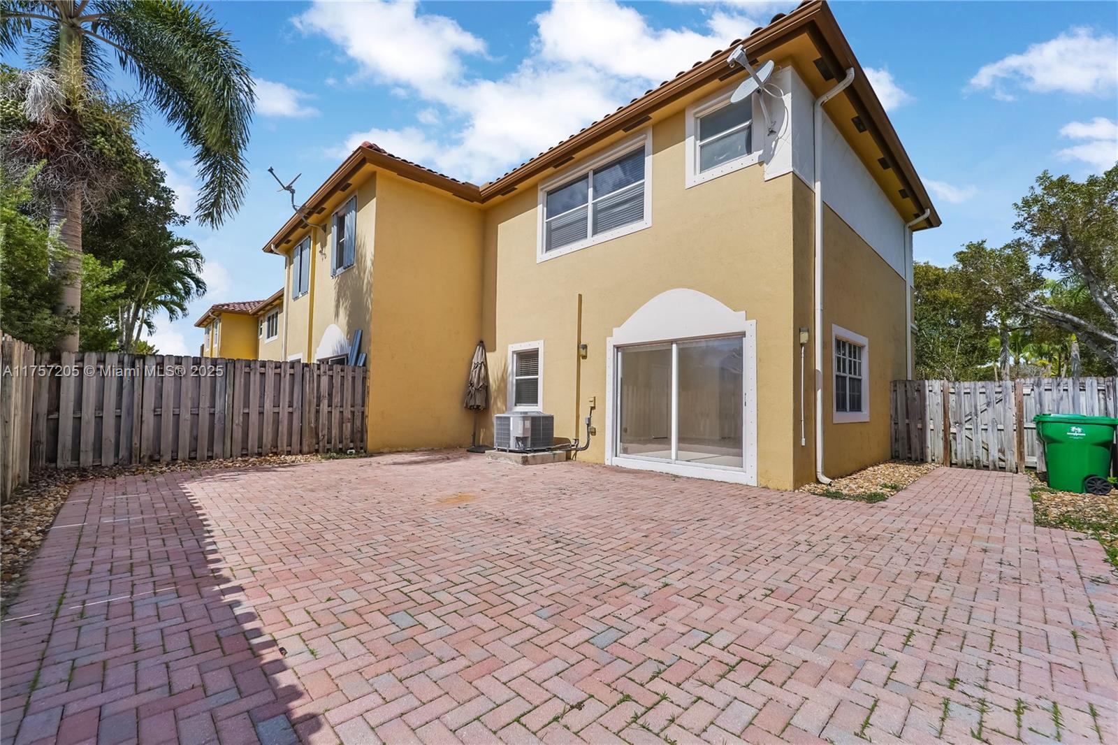 5030 SW 136th Ave