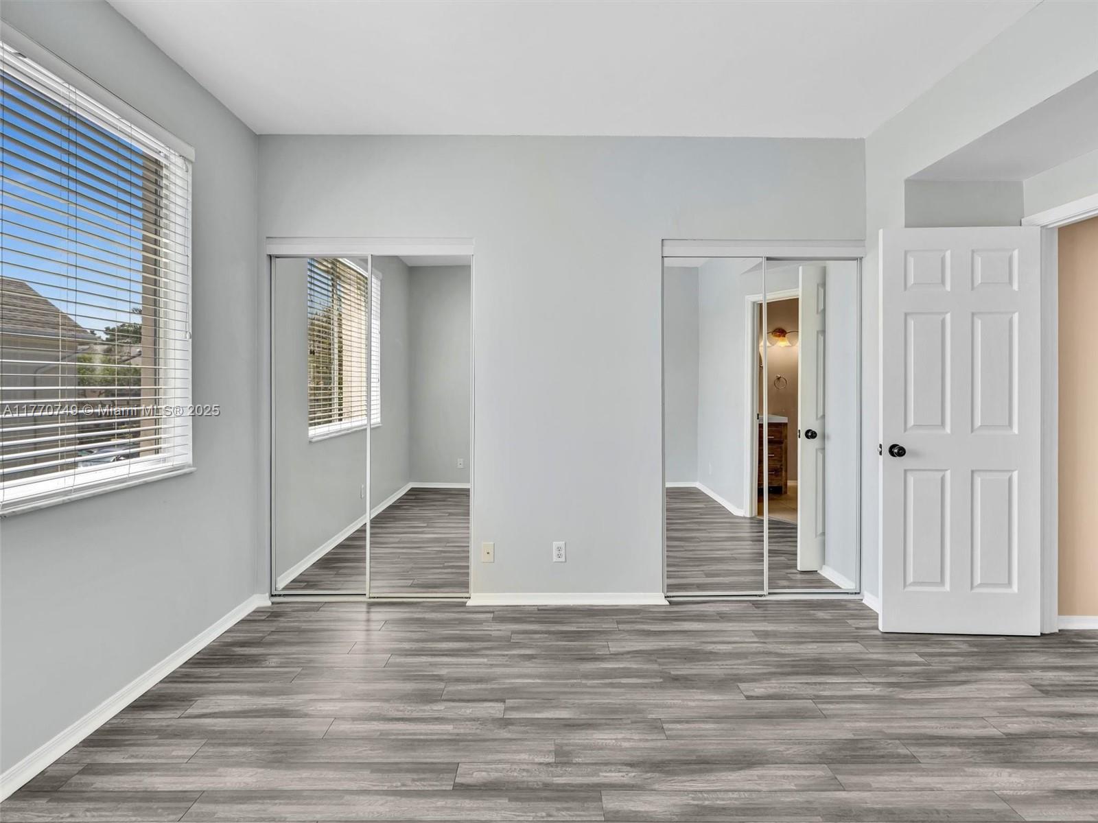 12 Simonton Cir # 12