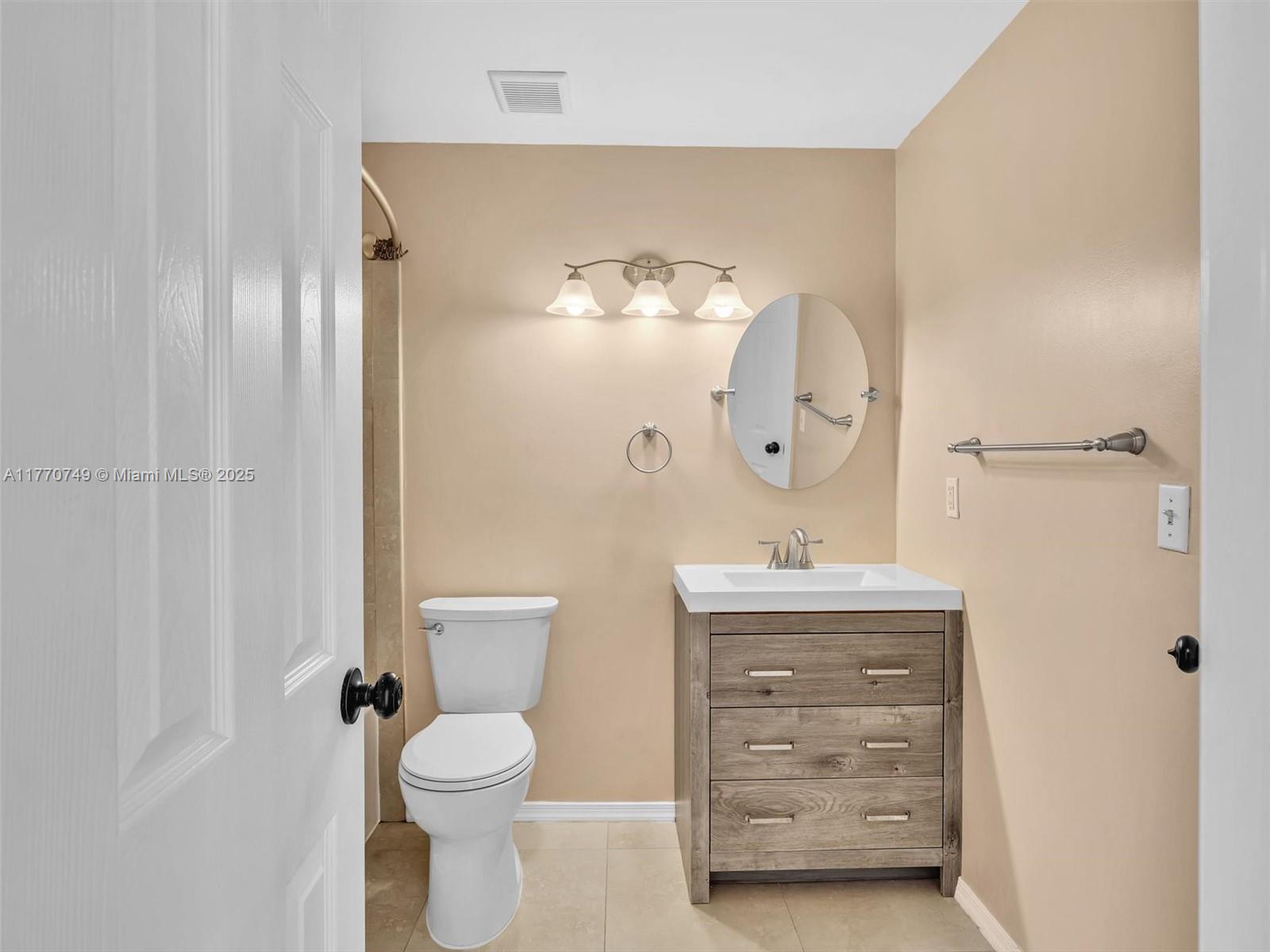 12 Simonton Cir # 12