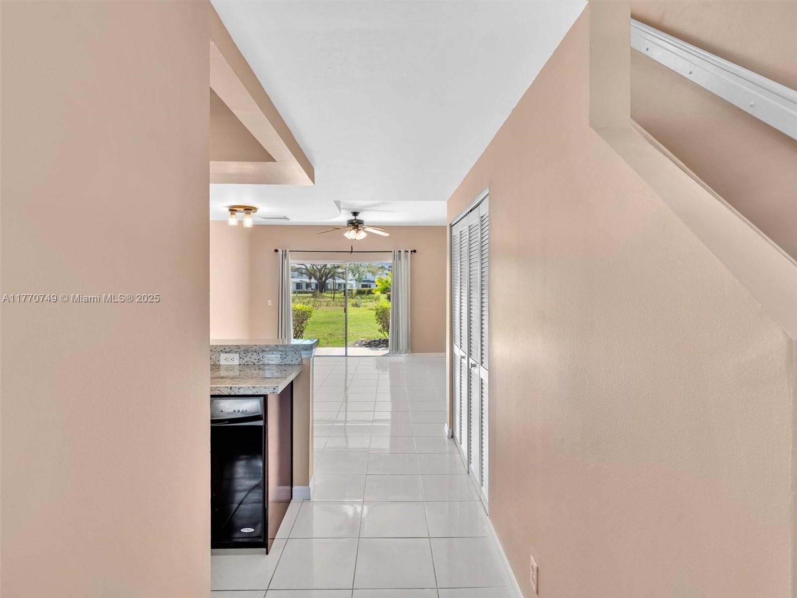 12 Simonton Cir # 12