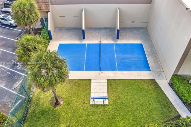 12 Simonton Cir # 12
