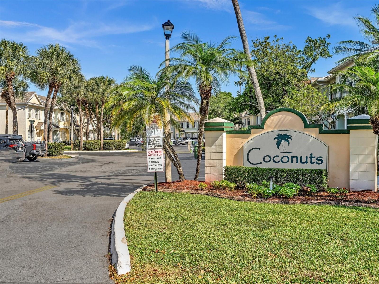 12 Simonton Cir # 12