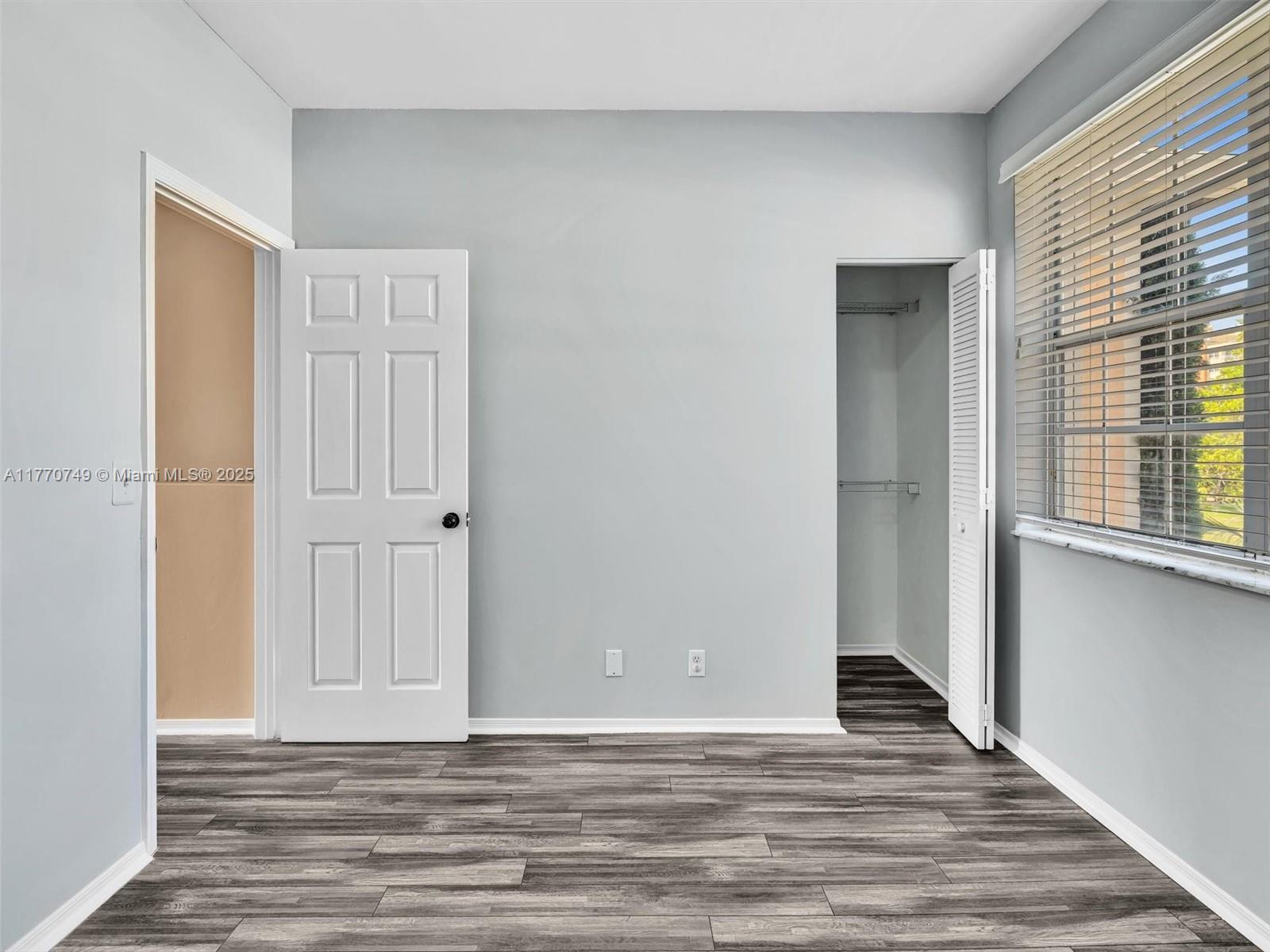 12 Simonton Cir # 12