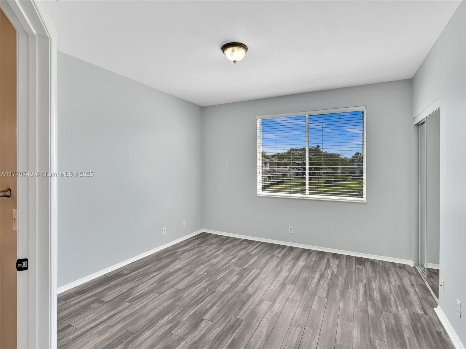 12 Simonton Cir # 12