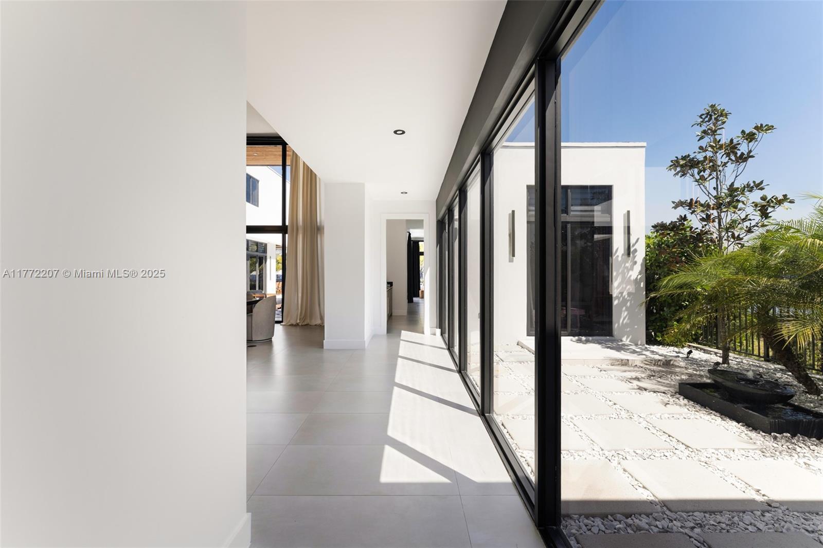 16649 N Botaniko Dr N