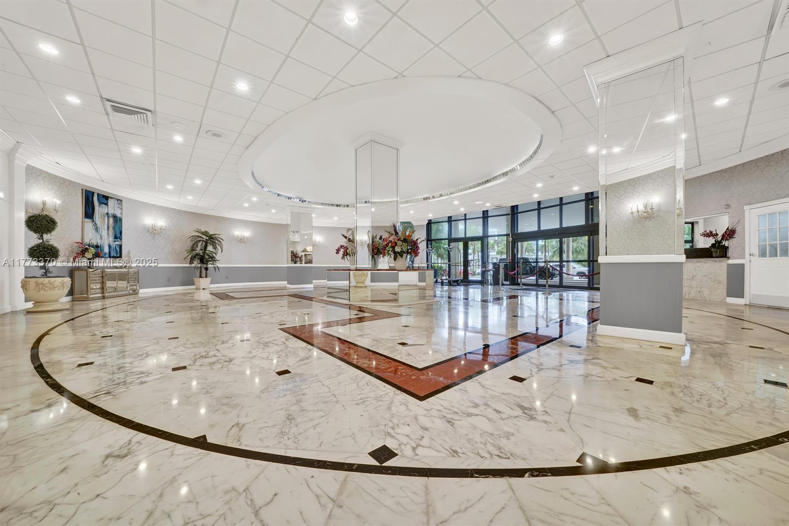 3800 S Ocean Dr # 821