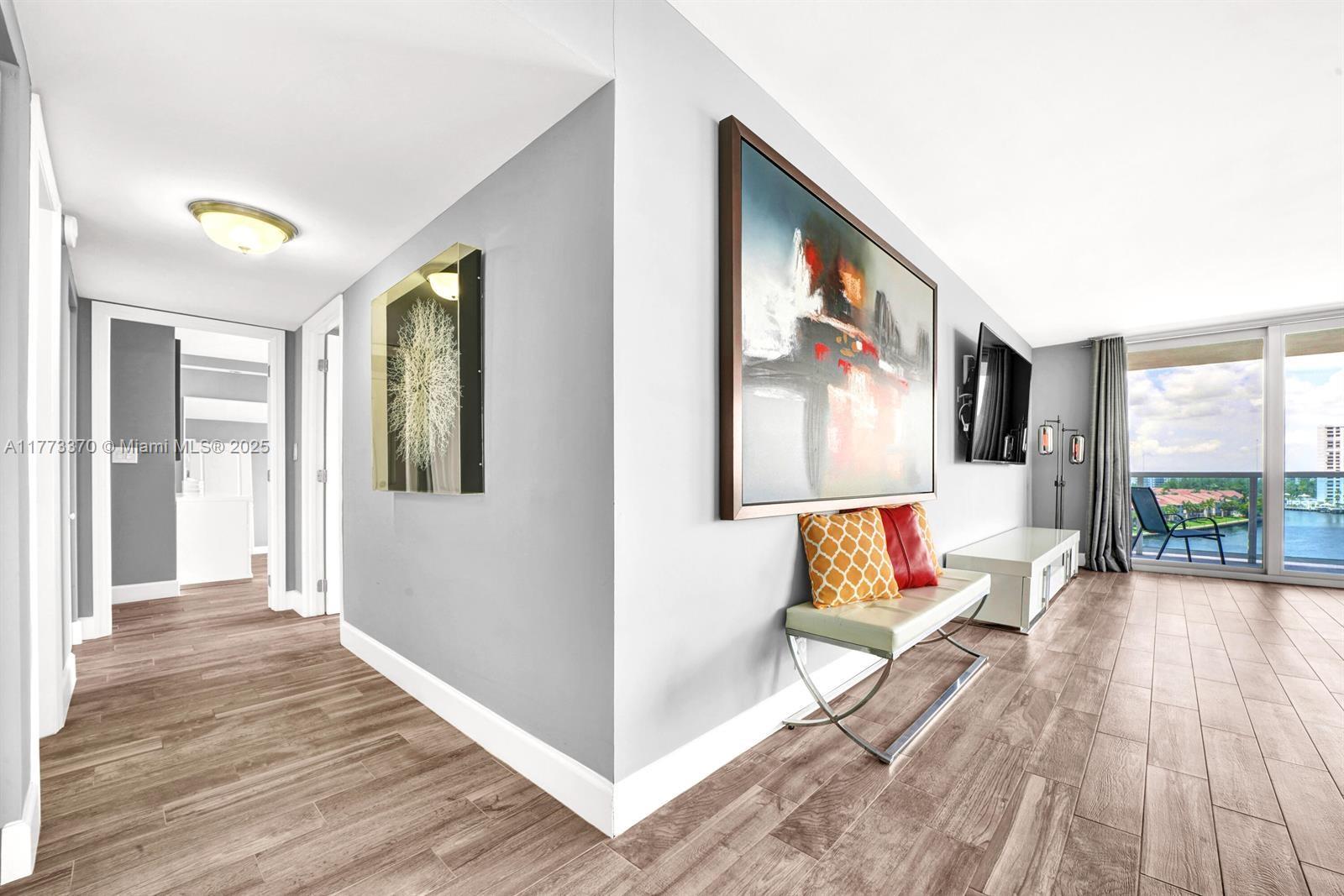 3800 S Ocean Dr # 821