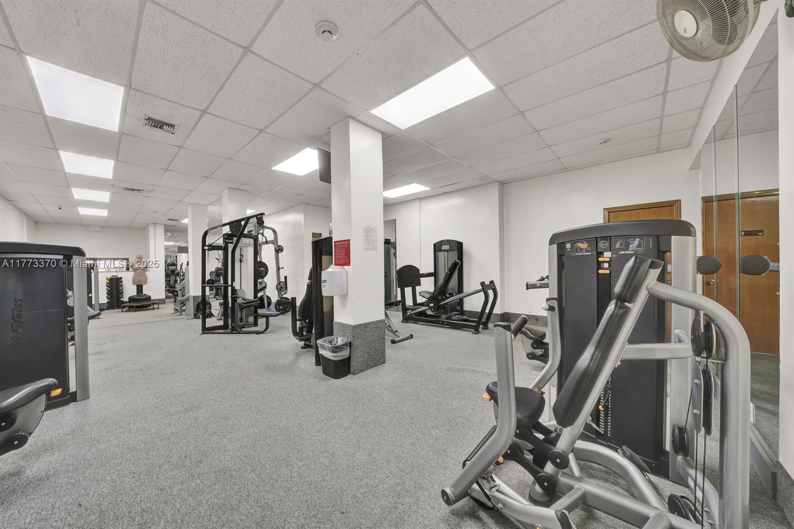 3800 S Ocean Dr # 821