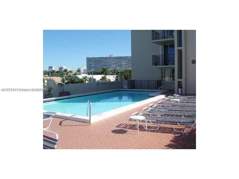 2881 NE 33rd Ct Unit: PHC