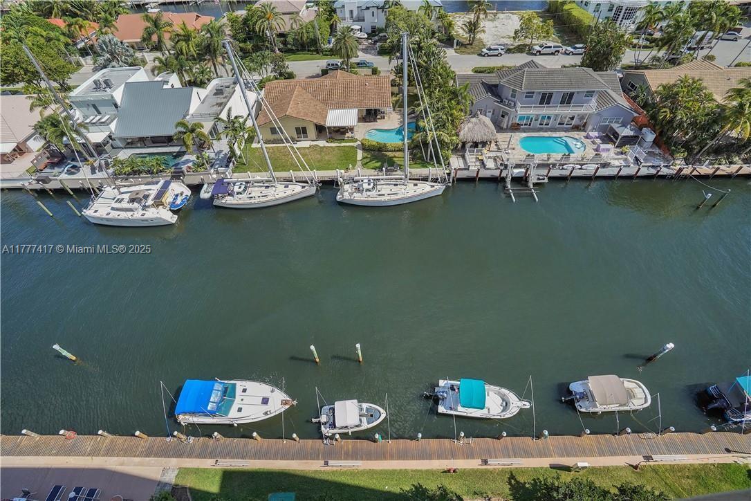 2881 NE 33rd Ct Unit: PHC