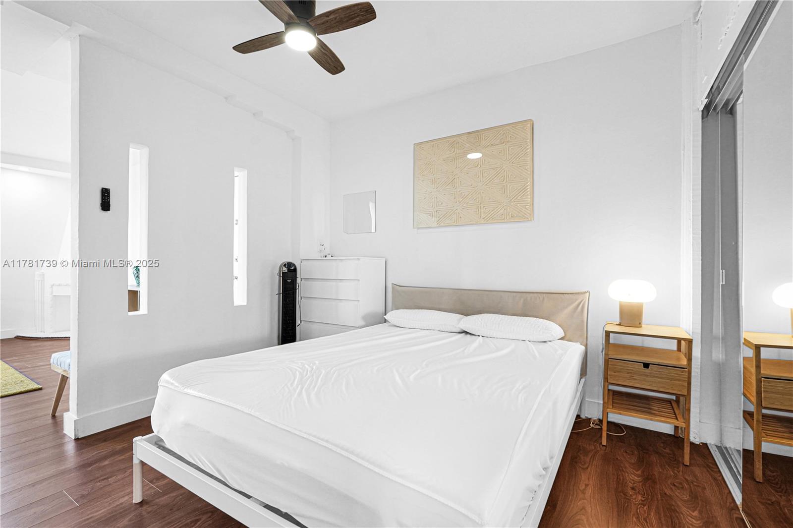 1525 Meridian Ave # 201