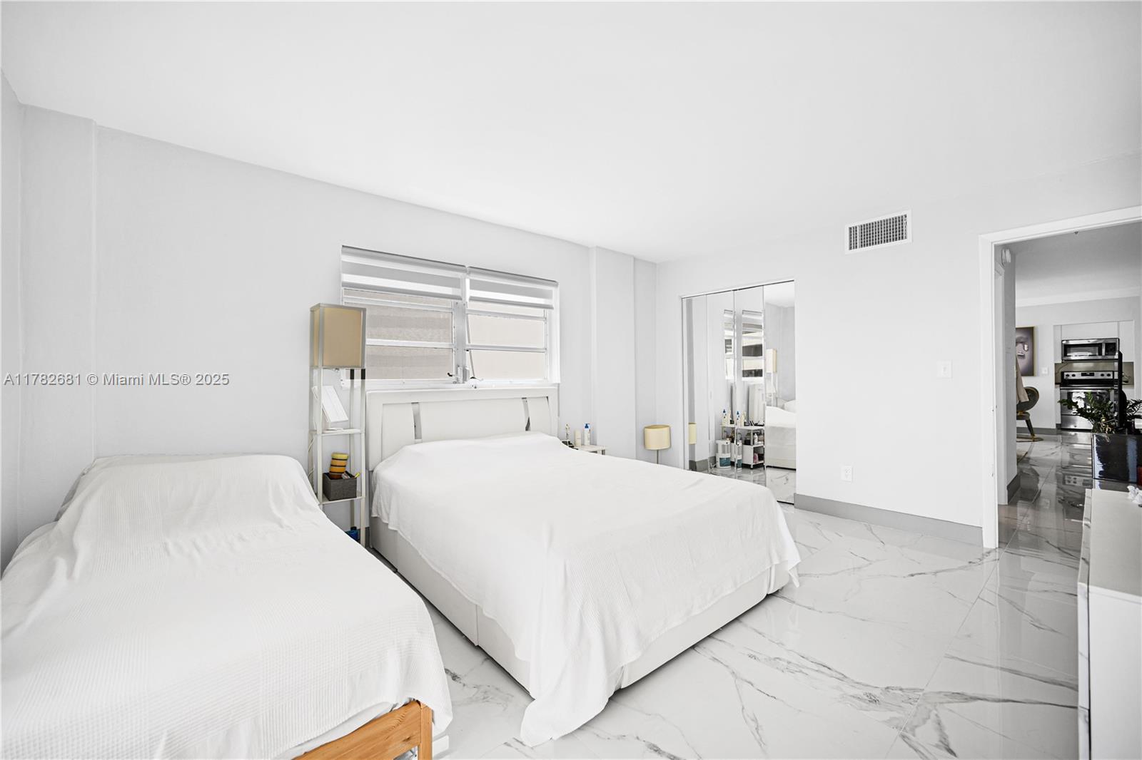 1340 Lincoln Rd # 608