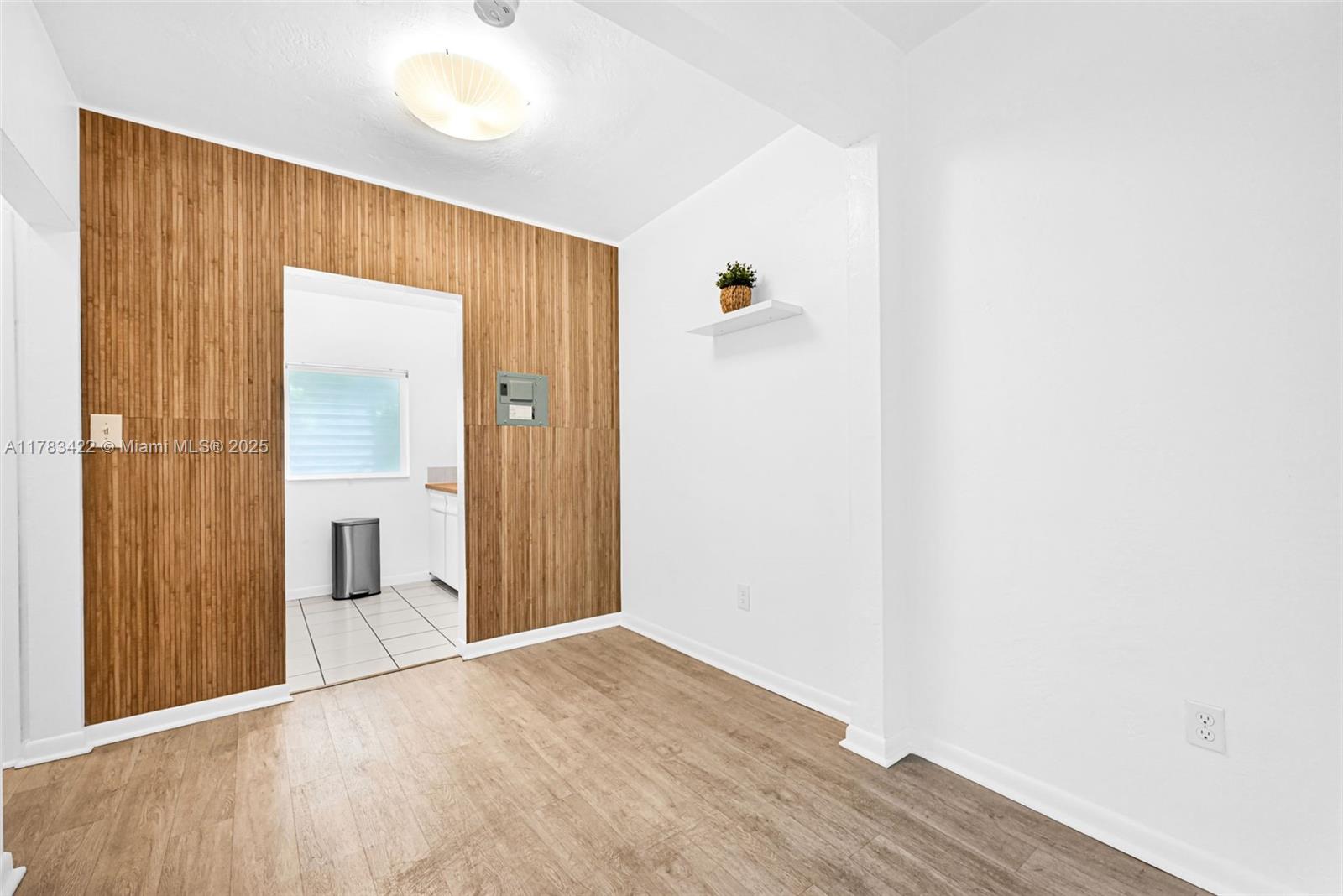 544 Michigan Ave # 9