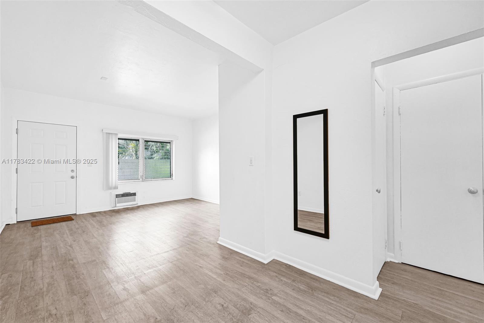 544 Michigan Ave # 9