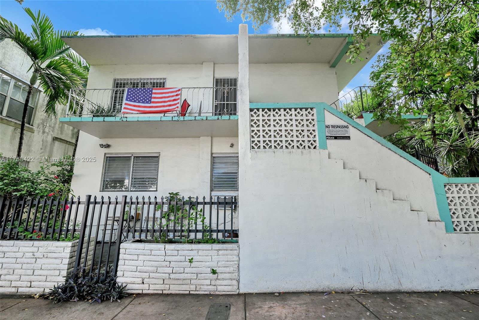 544 Michigan Ave # 9