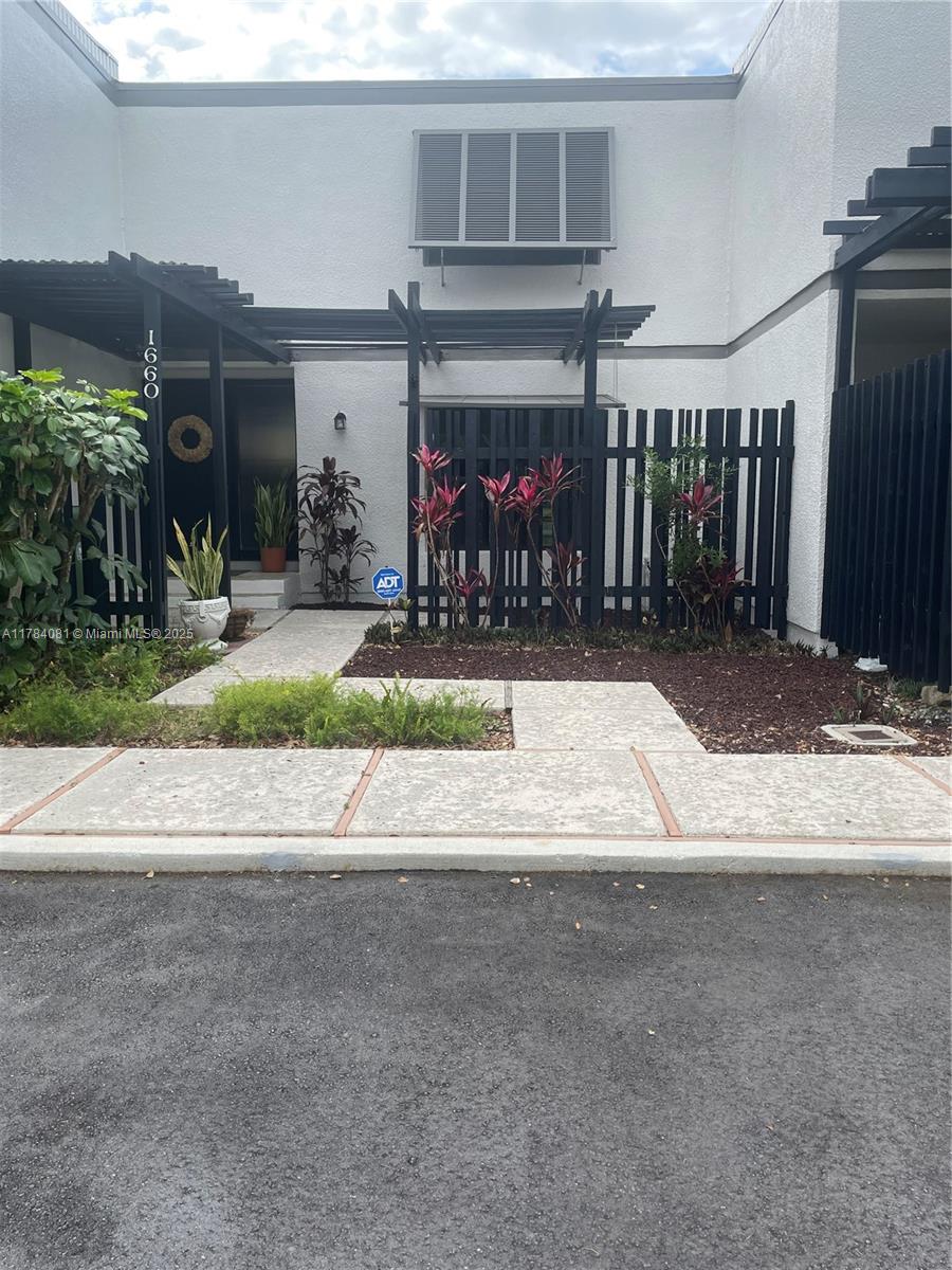 1660 W Golfview Dr # 1660