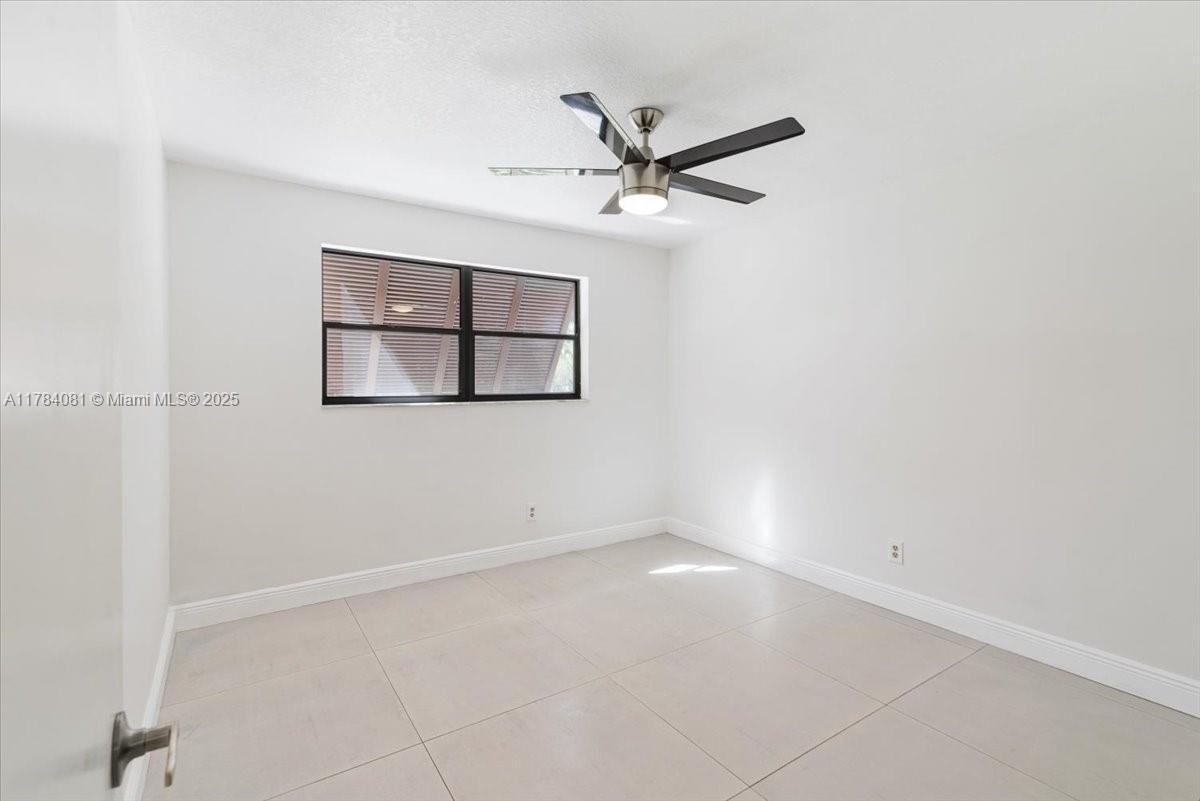 1660 W Golfview Dr # 1660
