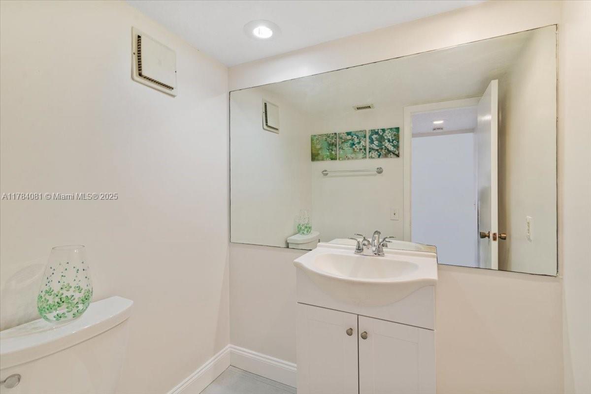 1660 W Golfview Dr # 1660