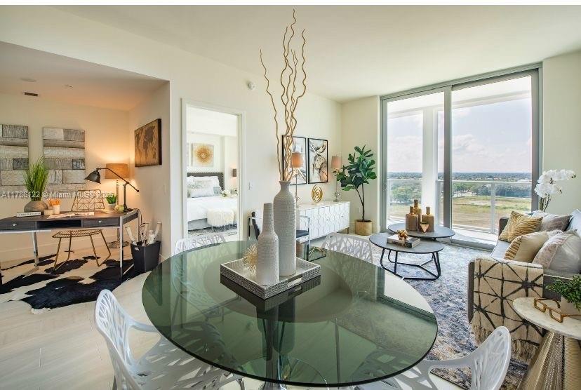 2000 Metropica Way # 905