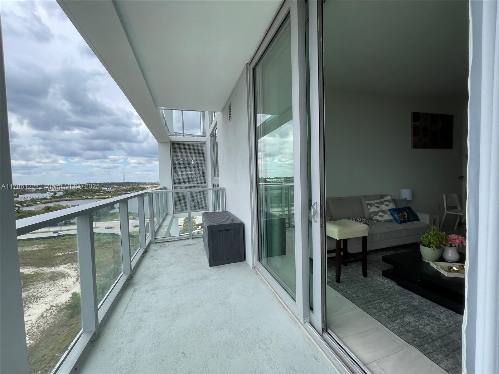 2000 Metropica Way # 905