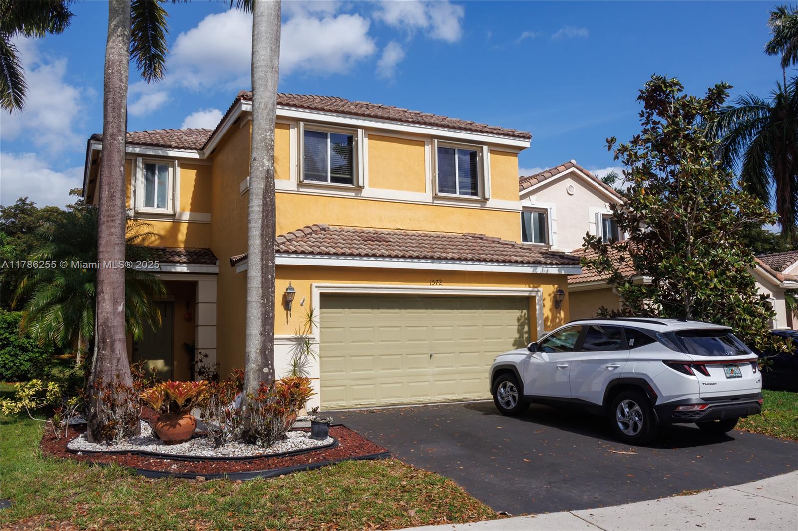 1572 Canary Island Dr # 1572