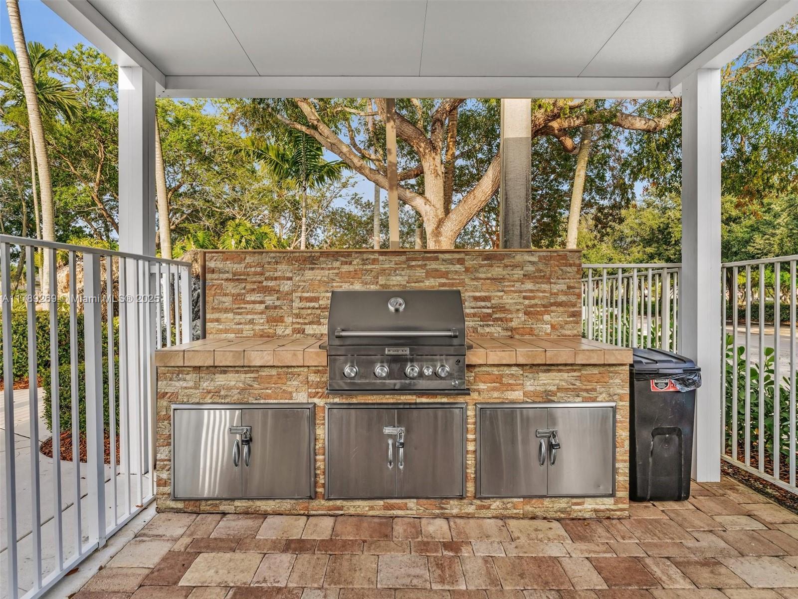754 Sunflower Cir # 754