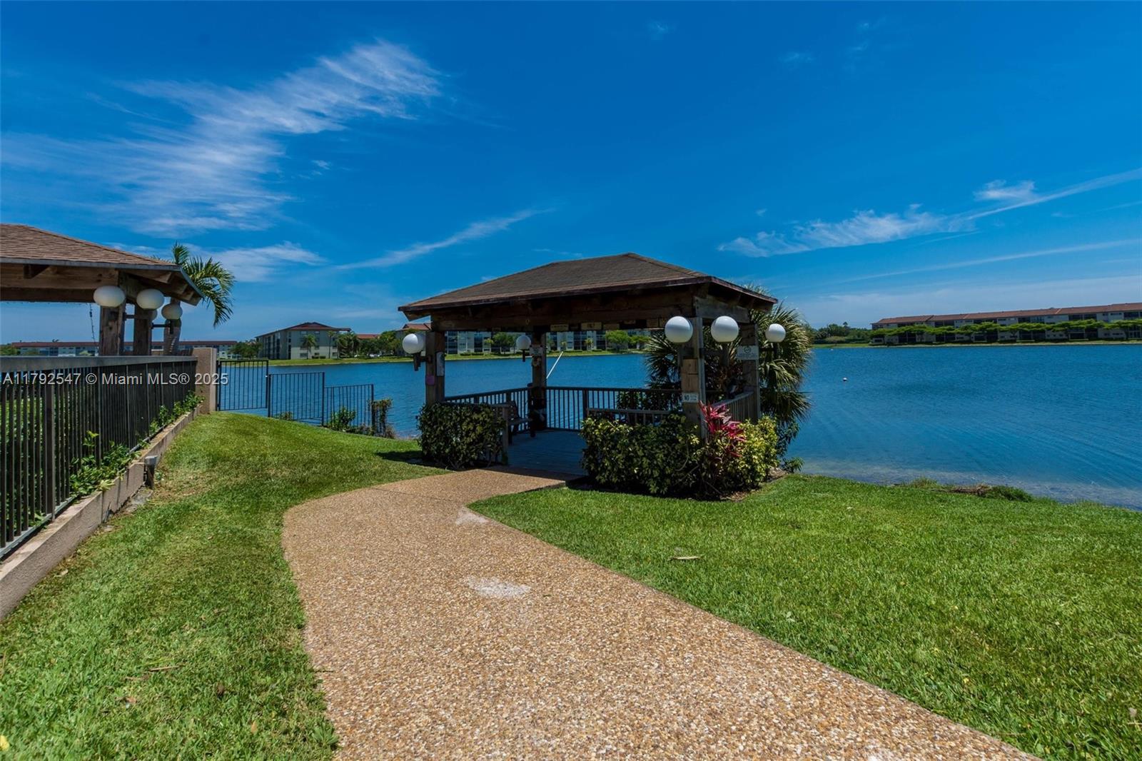 1400 SW 131st Way # 107Q