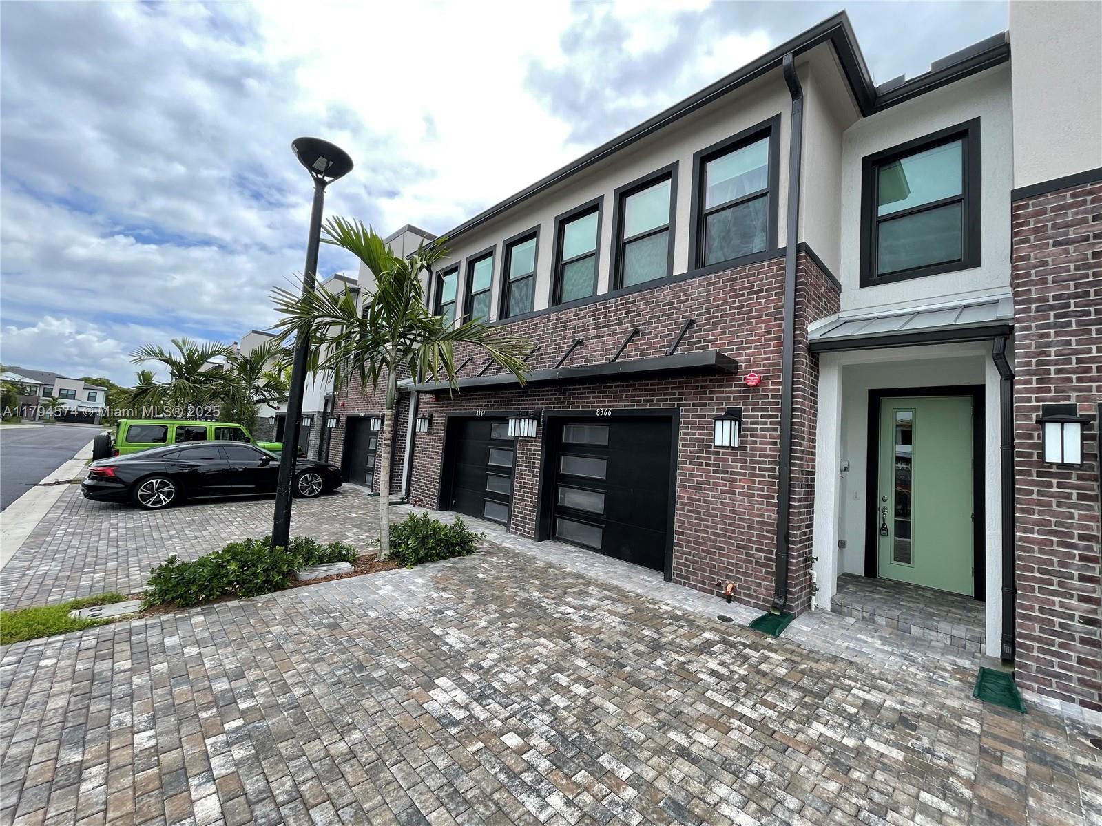8366 NW 7th Ct