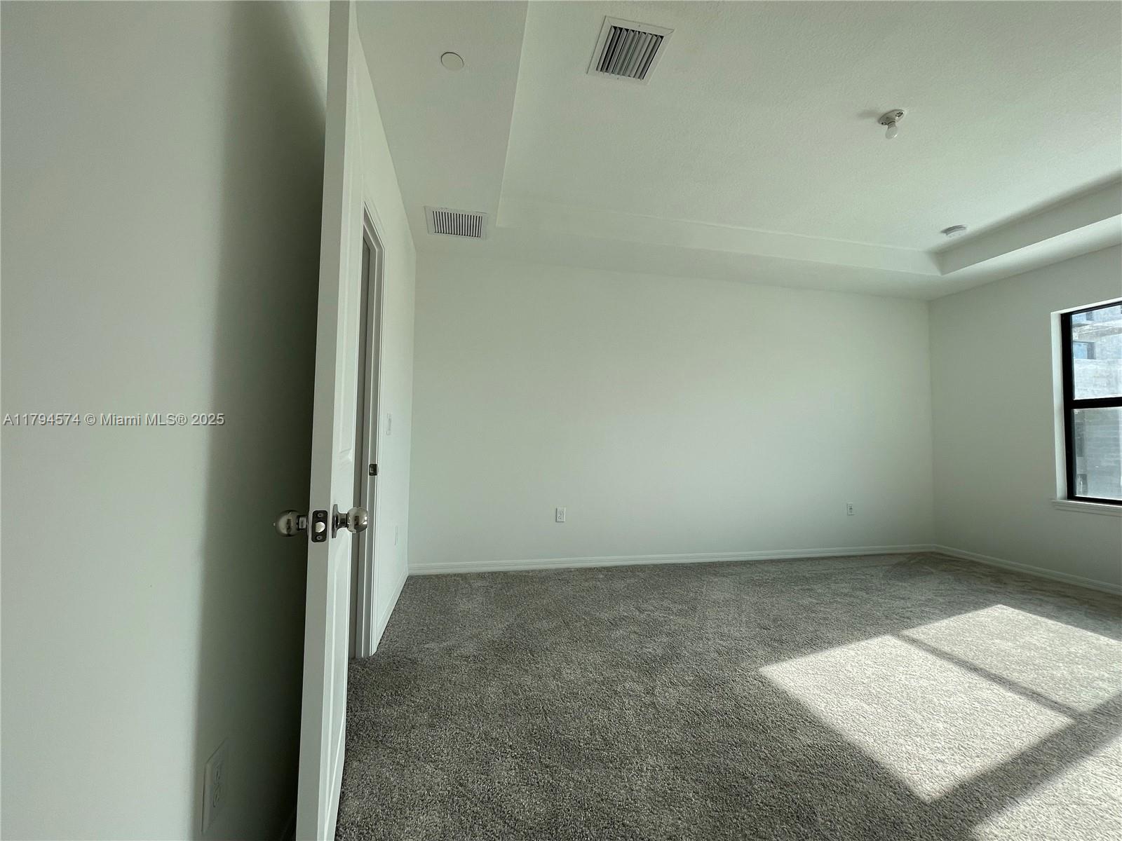 8366 NW 7th Ct
