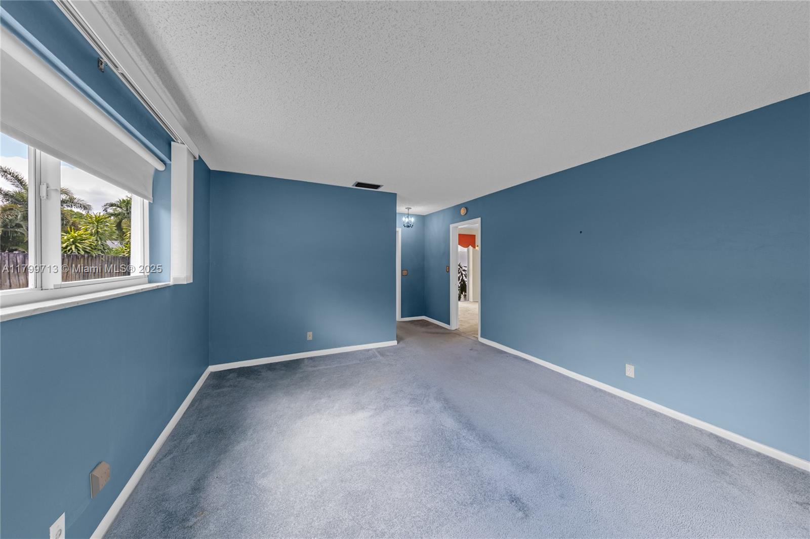 861 SW 58th Ave