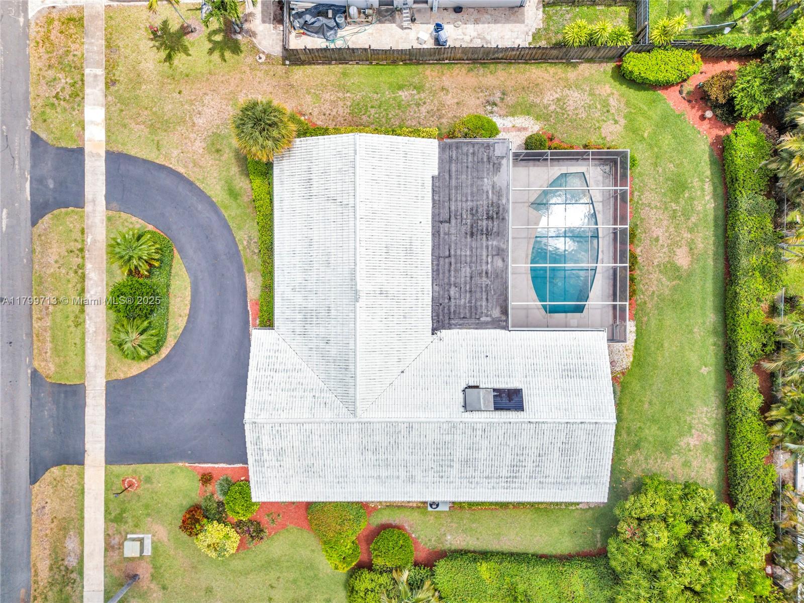861 SW 58th Ave