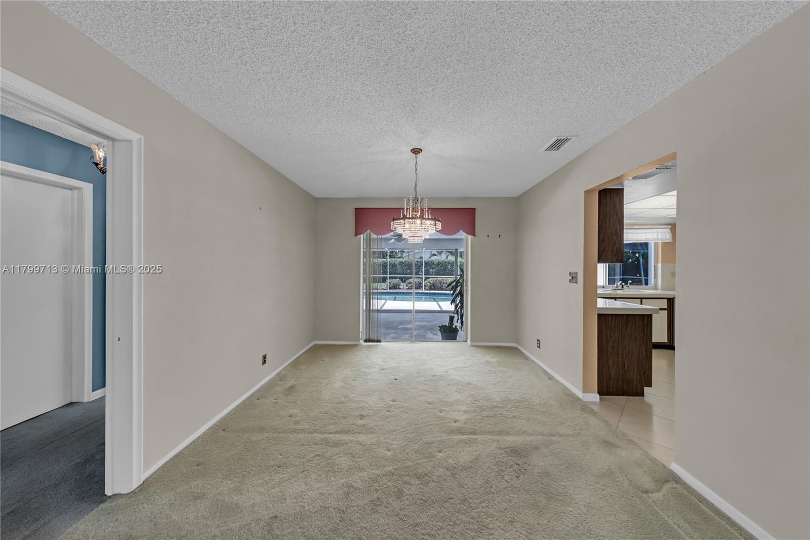 861 SW 58th Ave