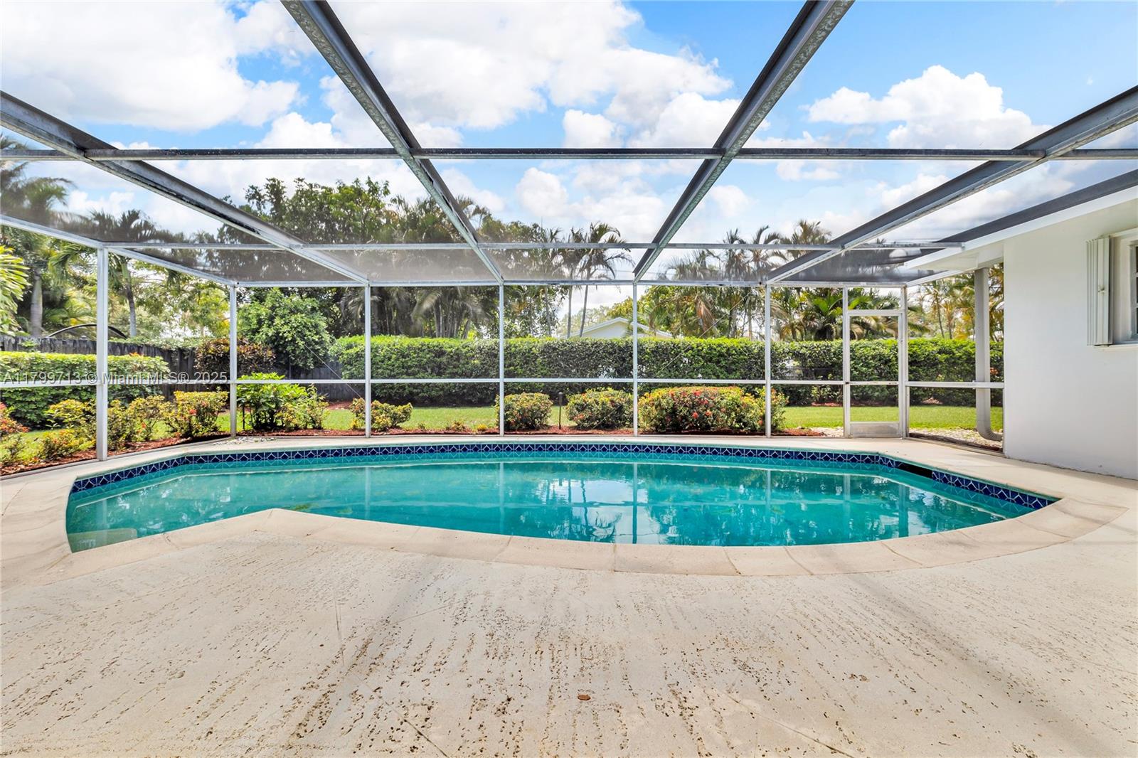 861 SW 58th Ave