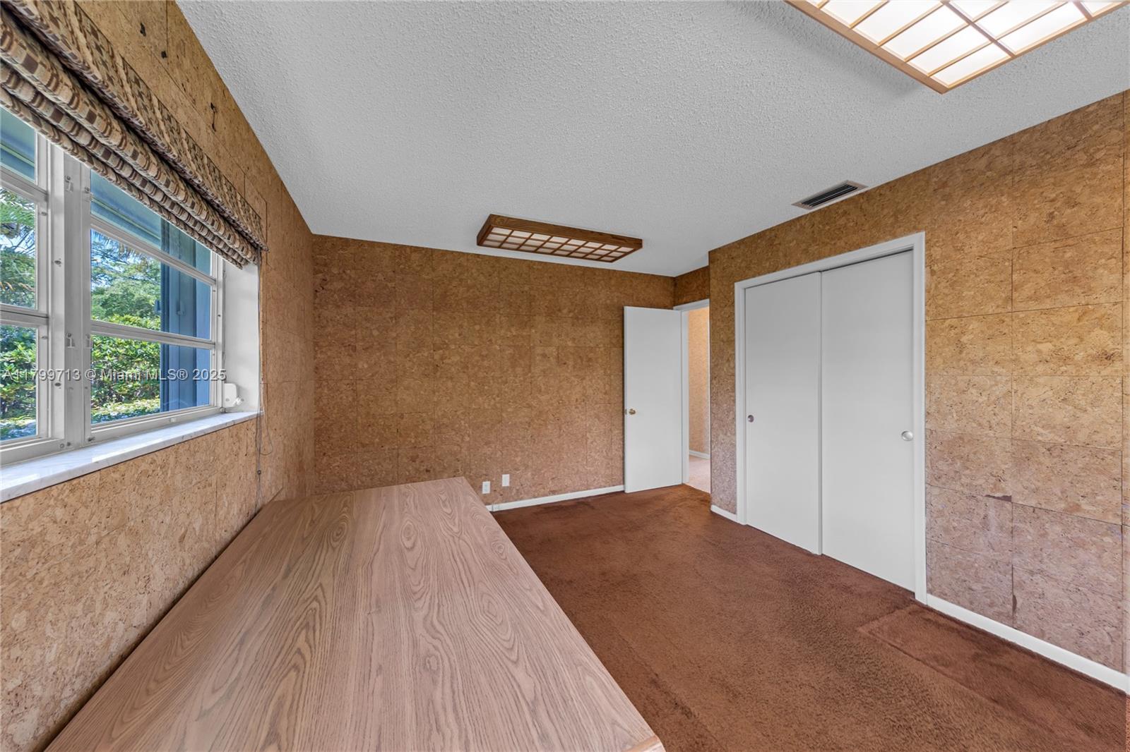 861 SW 58th Ave