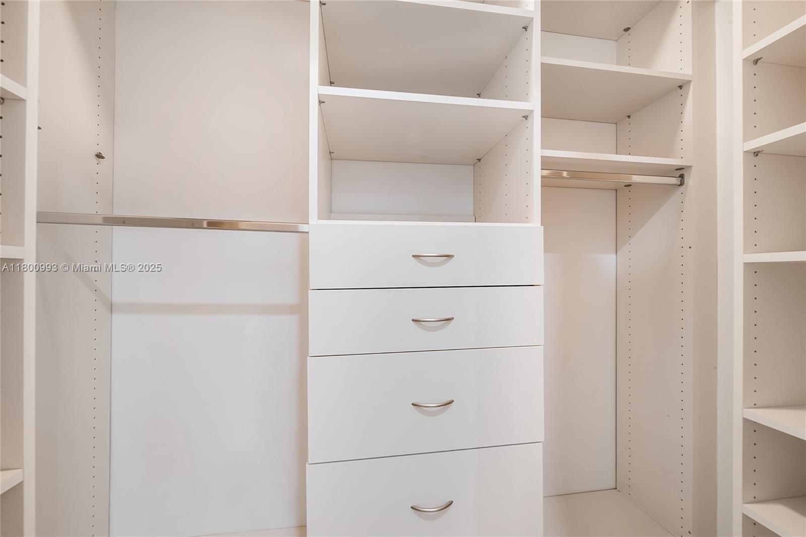 801 Brickell Key Blvd # 2808